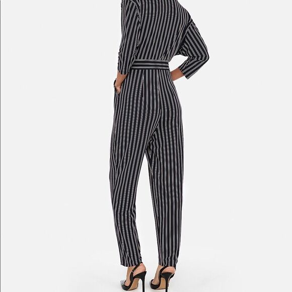 ✨HP✨Stripe Tie-Waist Surplice Jumpsuit✨ - Picture 5 of 5